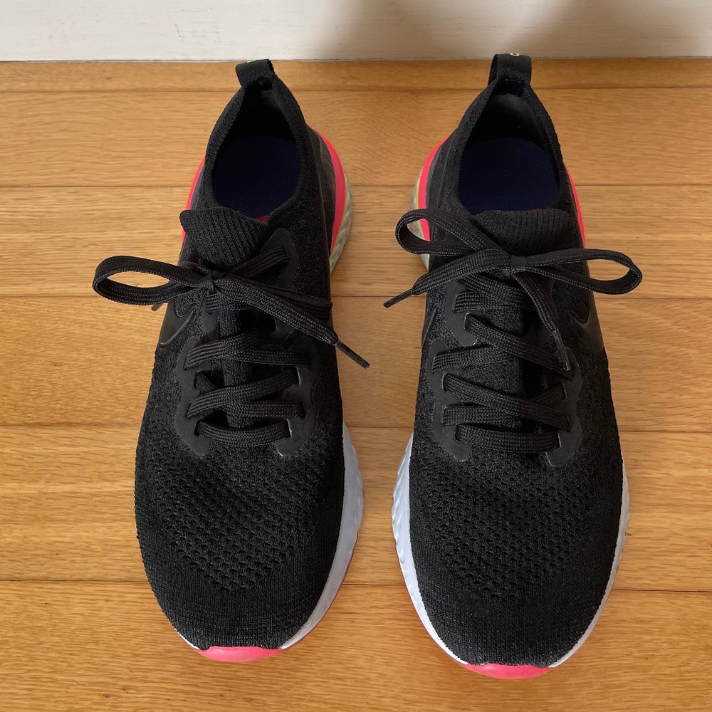 Nike Epic React Flyknit 2